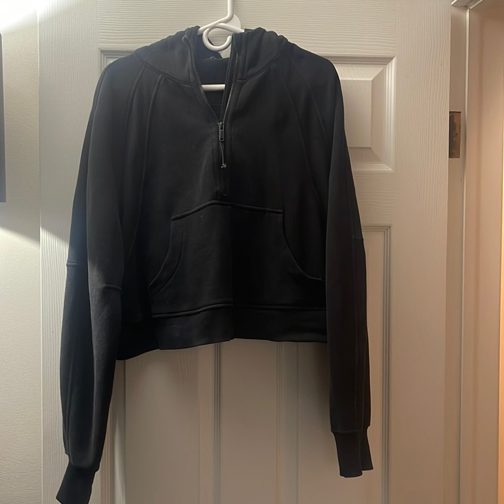 Lululemon black Suba half zip